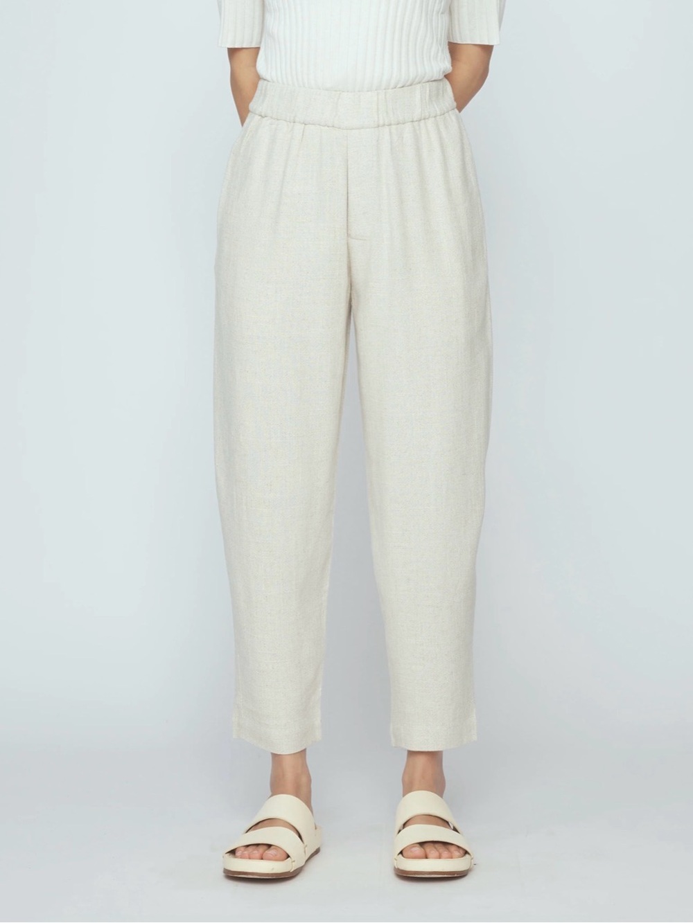 7115 by Szeki Women's Cropped Pull-On Pants in Cream